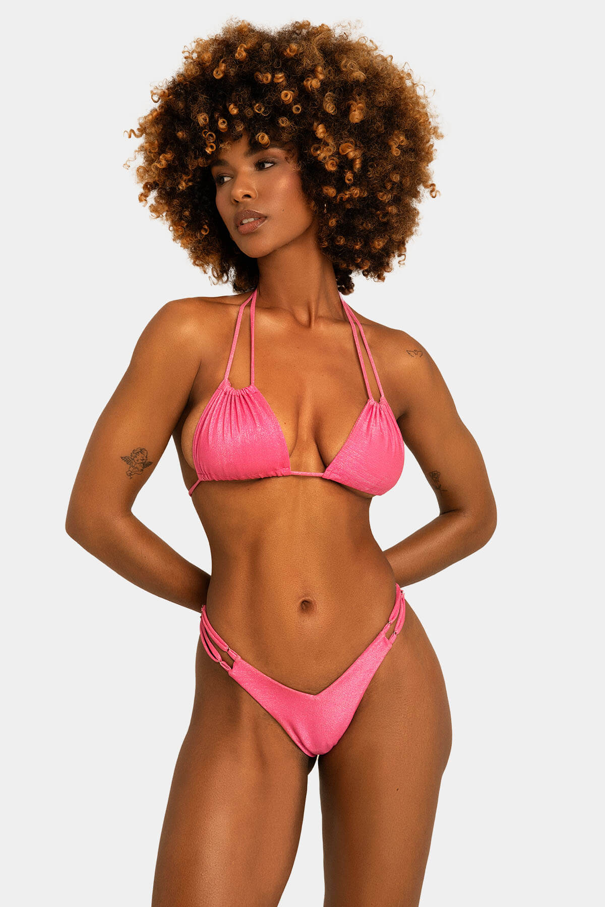 Bikini Barbie Giebelle vista frontal - Rosa Barbie glamour icónico frente