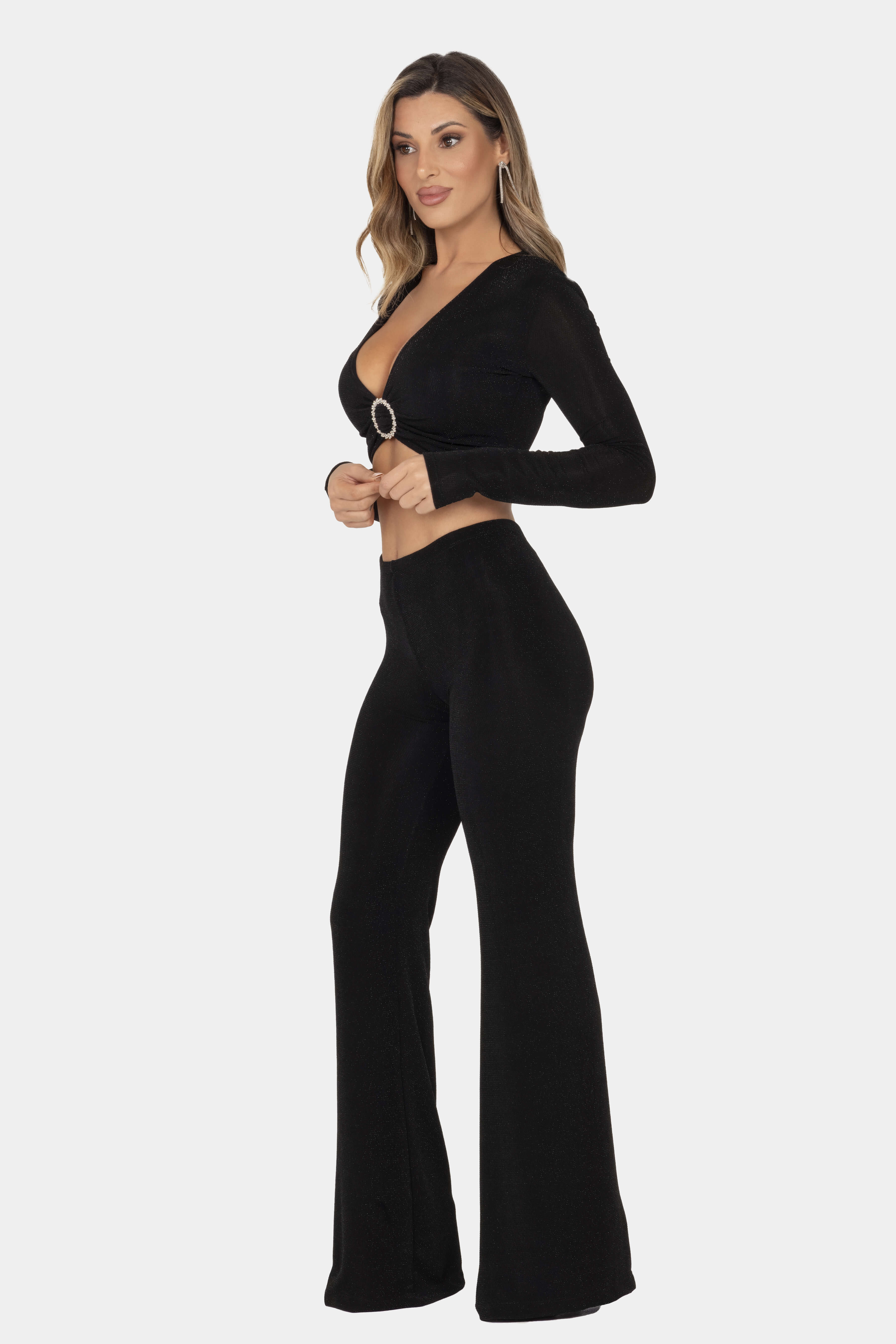 Conjunto Onix negro lateral crop top escote profundo y pantalón cintura alta - Giebelle trendsetter