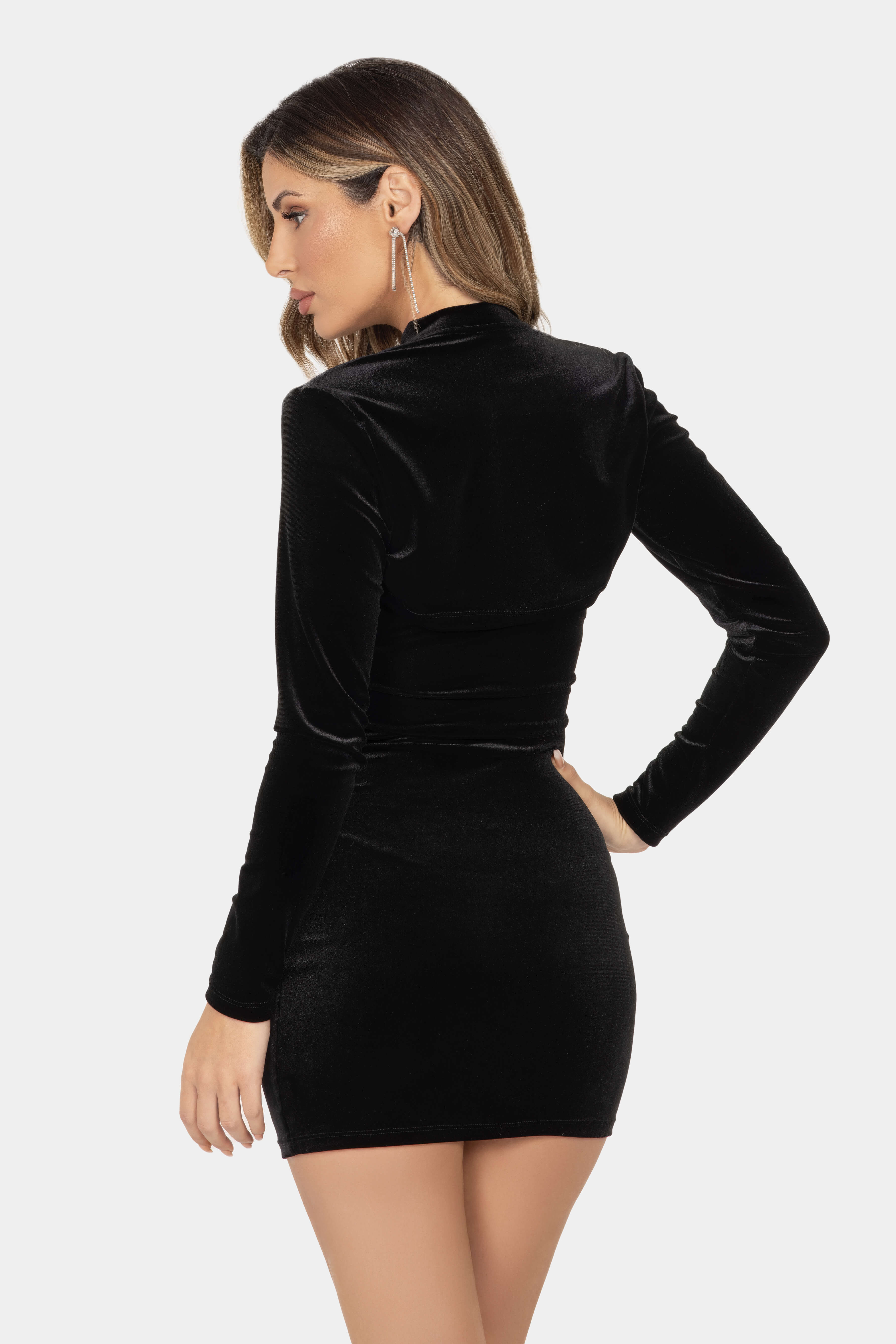 Vestido corto Valeria negro espalda con bolero terciopelo - Giebelle elegancia atemporal