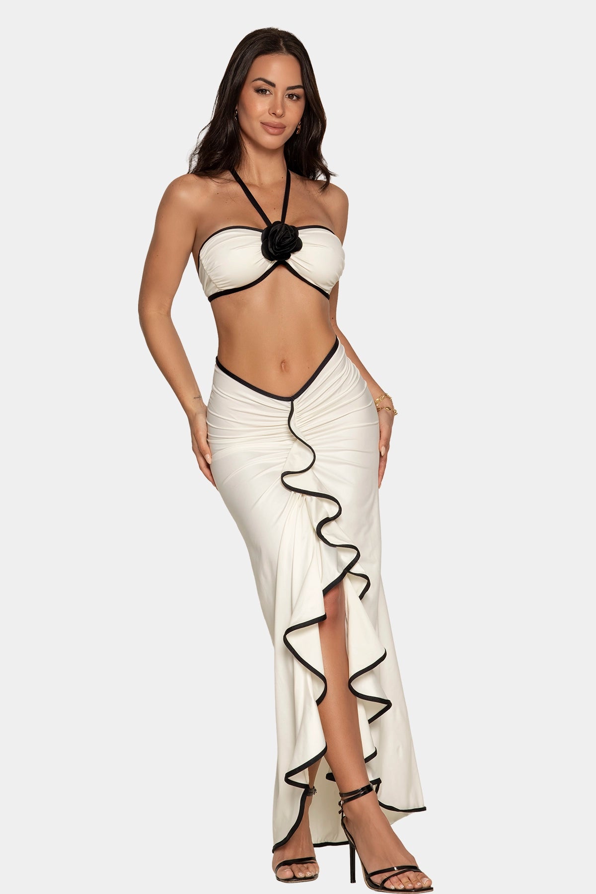 Falda Mónaco de Giebelle blanca elástica con volante central, vista frontal efecto segunda piel