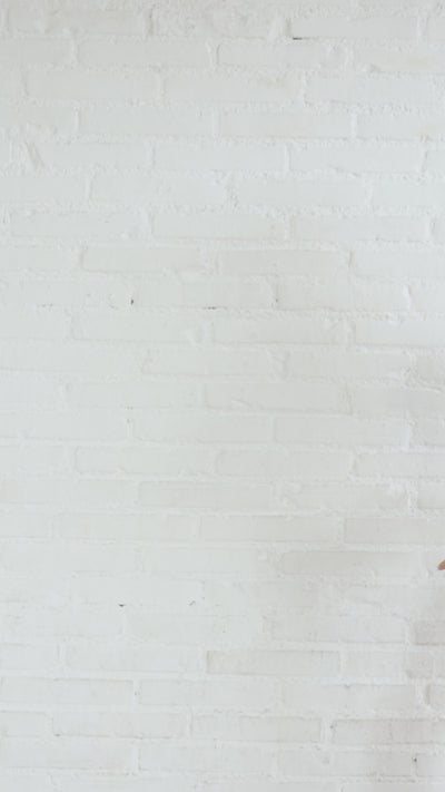 Vídeo del bikini bandage St. Barth de Giebelle negro con lunares blancos y tira halter removible